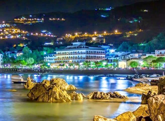 Hotel Ristorante La Tartaruga Капо-д'Орландо Экстерьер фото